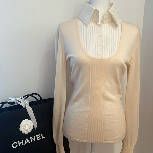 CHANEL Shirt Sweater Cream Size 44  70% cashmere 30% silk P20377W03095 - Picture 1 of 12